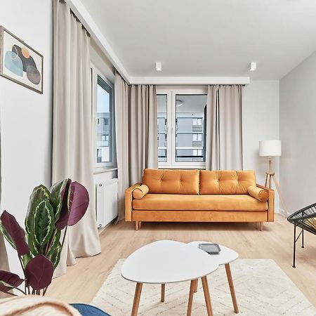 Exclusive Apartments Gwiazdzista With Free Garage Wroclaw By Noclegi Renters Εξωτερικό φωτογραφία