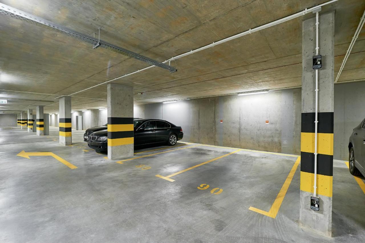 Exclusive Apartments Gwiazdzista With Free Garage Wroclaw By Noclegi Renters Εξωτερικό φωτογραφία